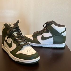 Nike High Dunks (GS) Cargo Khaki size 6Y women’s 7-5-8